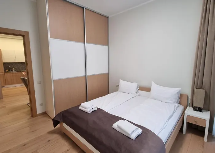 Black Pearl Apartments