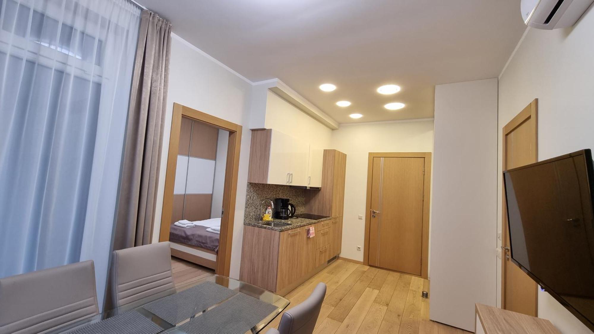 Black Pearl Aparthotel 3*